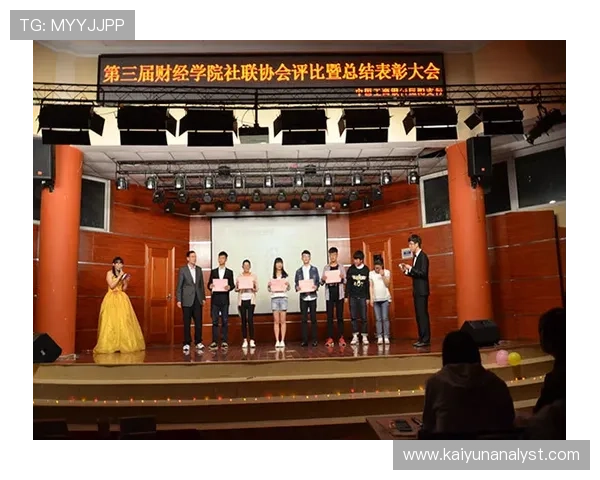 斯旺西俱乐部最新动态分析与未来赛季展望全面报道